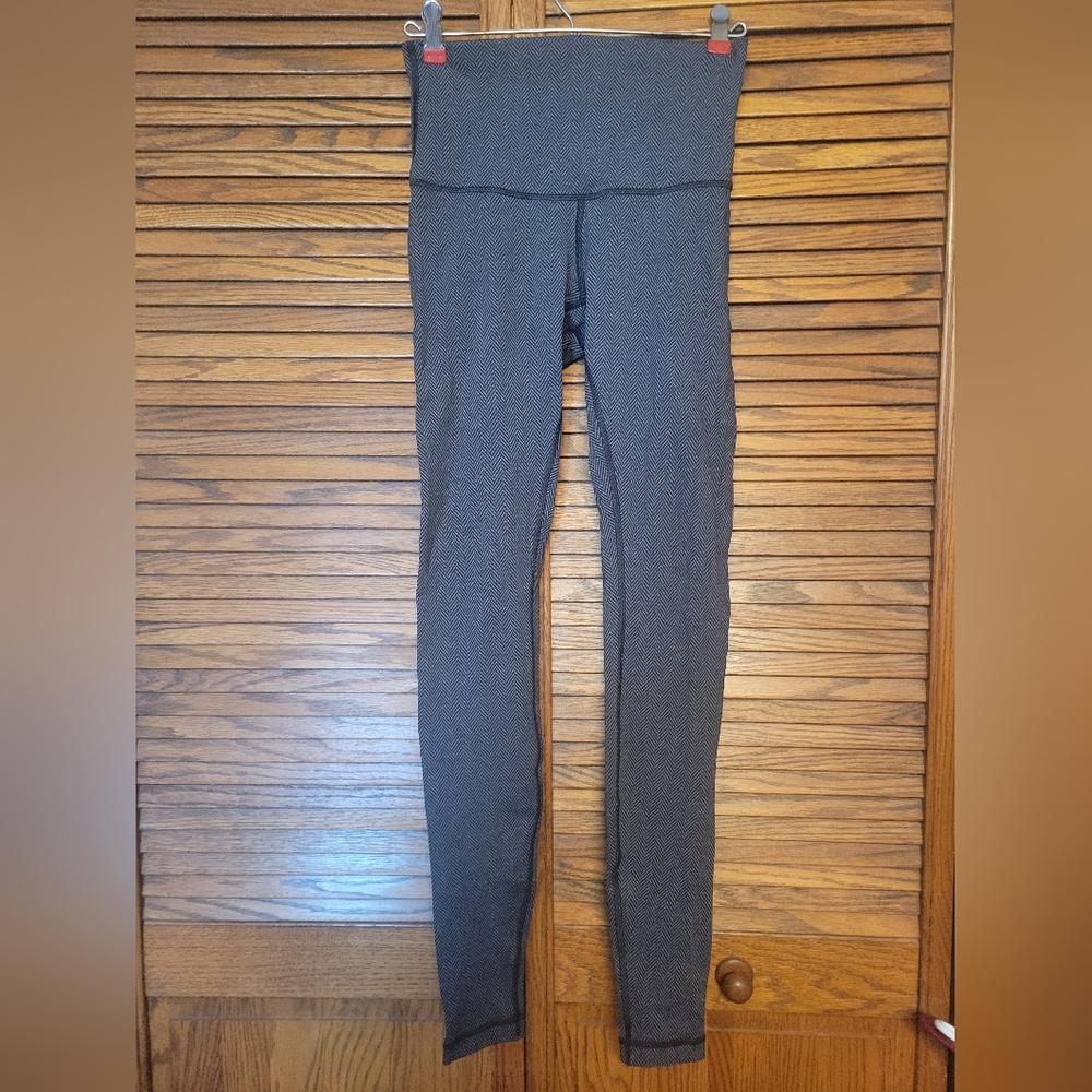 Lululemon Wunder Under full-length leggings Chevron Pattern Size‎ 6